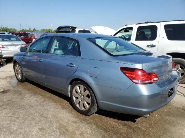 2005 Toyota Avalon XL