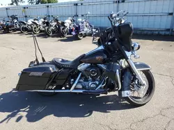 Salvage motorcycles for sale at Woodburn, OR auction: 2001 Harley-Davidson Flht