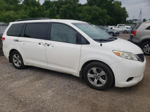 2012 Toyota Sienna LE