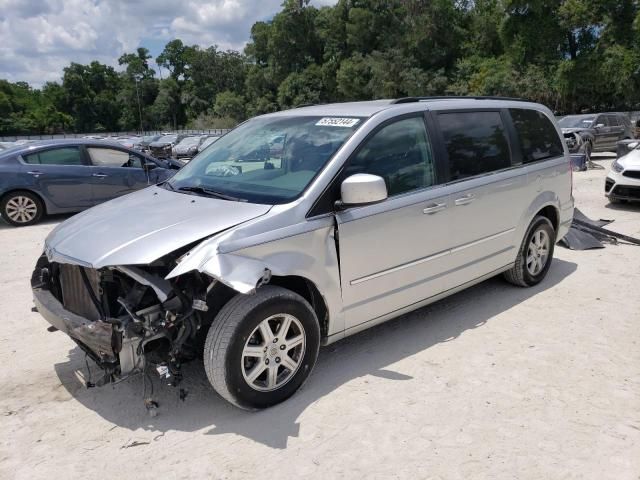 2010 Chrysler Town & Country Touring