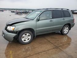 Salvage cars for sale from Copart Grand Prairie, TX: 2005 Toyota Highlander