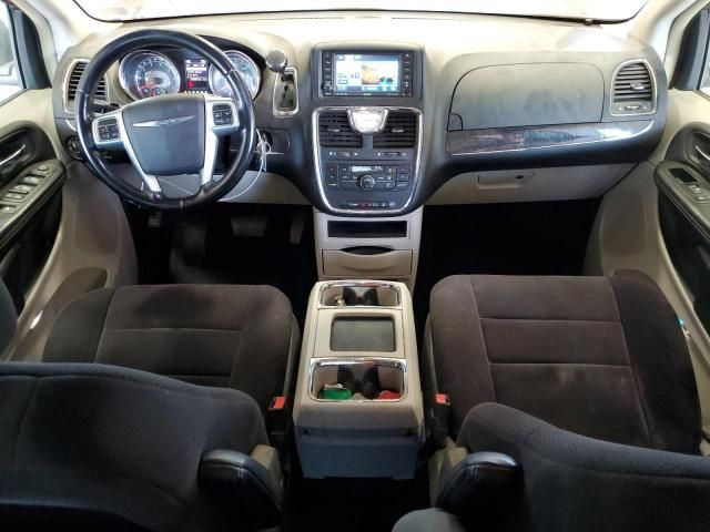 2011 Chrysler Town & Country Touring