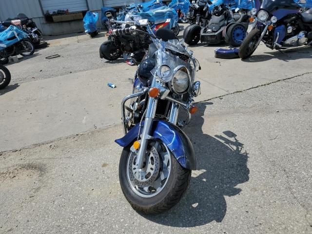 2001 Suzuki VL1500