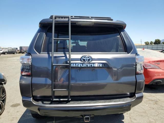 2017 Toyota 4runner SR5/SR5 Premium