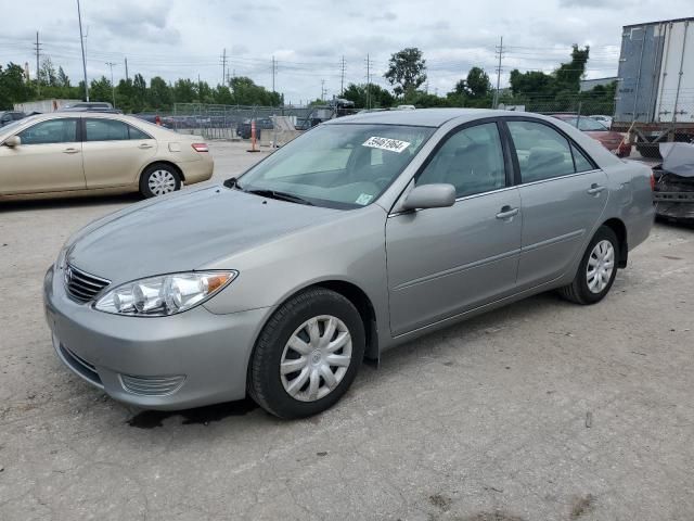 2005 Toyota Camry LE