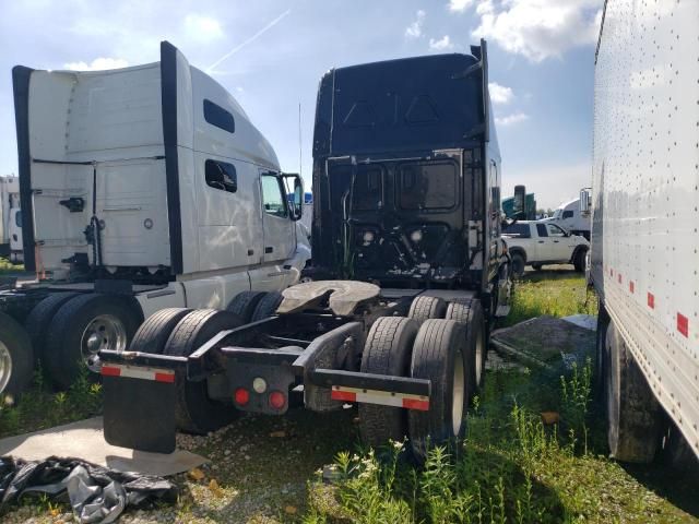 2017 Freightliner Cascadia 125