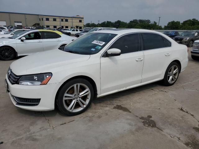 2014 Volkswagen Passat SE