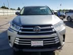 2017 Toyota Highlander SE