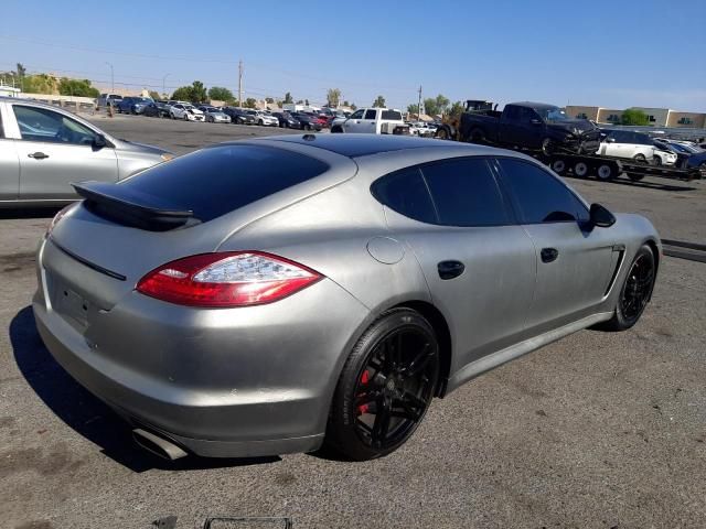 2013 Porsche Panamera 2