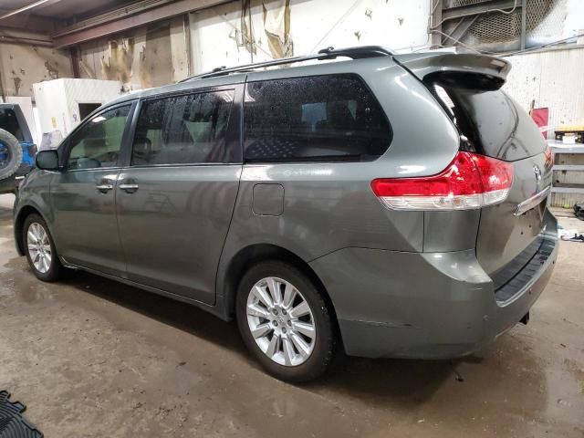 2011 Toyota Sienna XLE