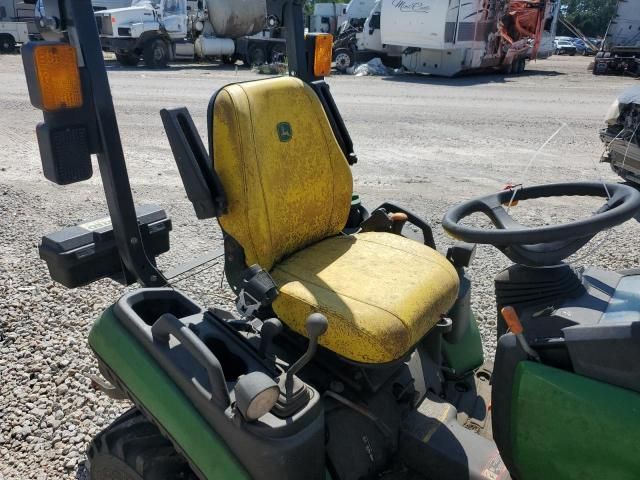 2021 John Deere 1025R