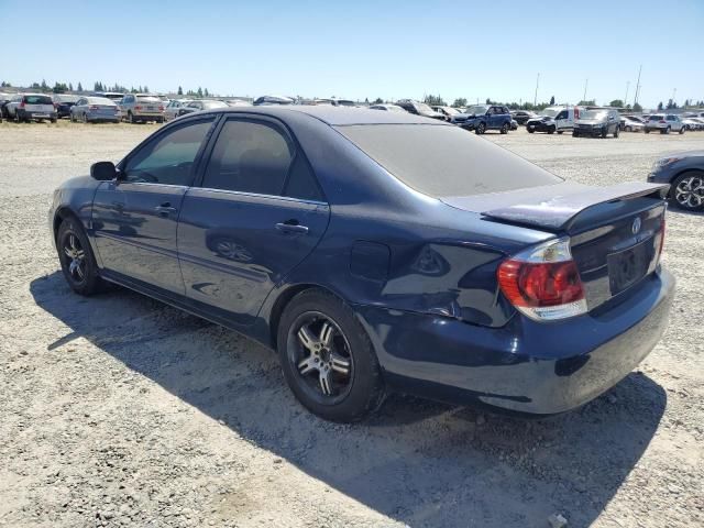 2005 Toyota Camry LE