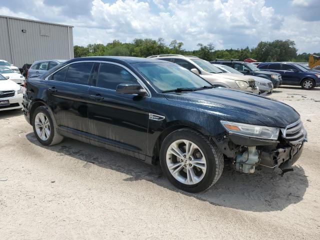 2014 Ford Taurus SEL