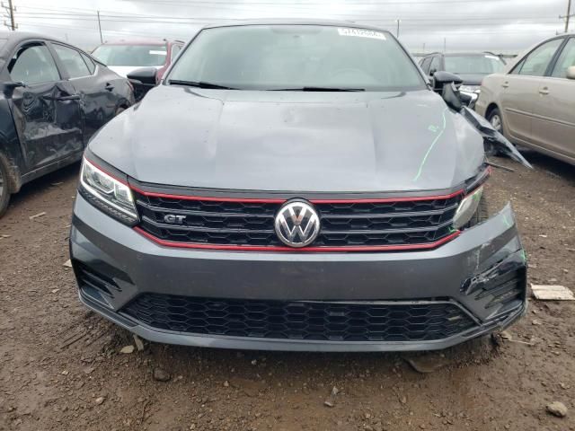 2018 Volkswagen Passat GT