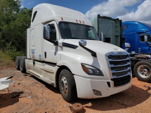 2019 Freightliner Cascadia 126