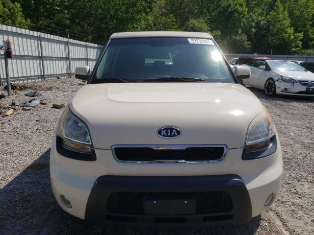 2011 KIA Soul +