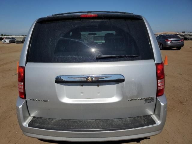 2010 Chrysler Town & Country Touring