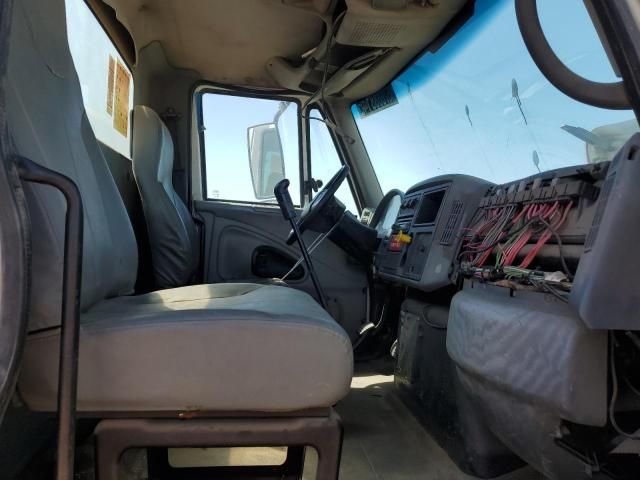 2002 International 4000 4300