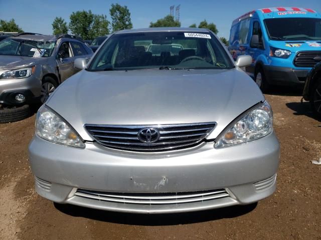 2005 Toyota Camry LE