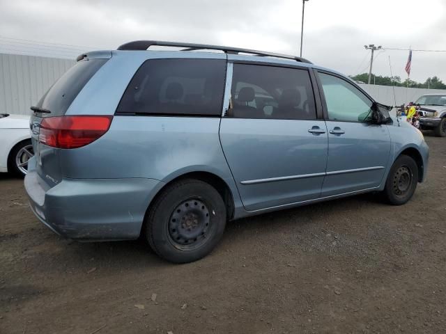 2005 Toyota Sienna CE