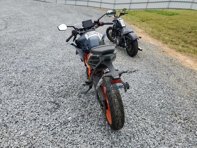 2024 KTM 390 Duke