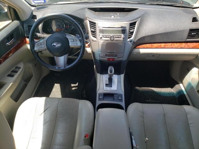 2010 Subaru Outback 2.5I Limited