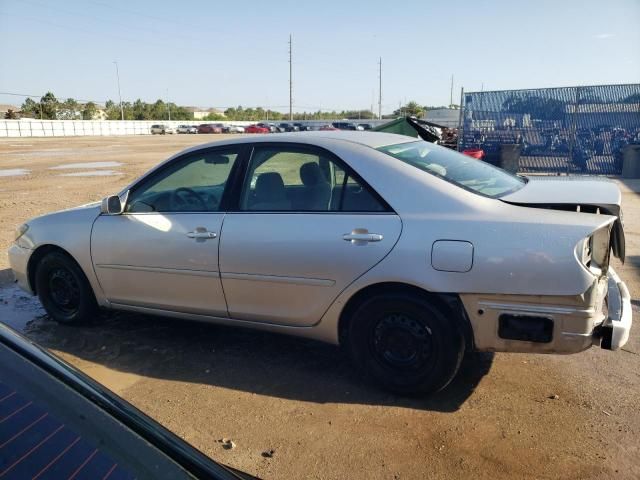 2005 Toyota Camry LE