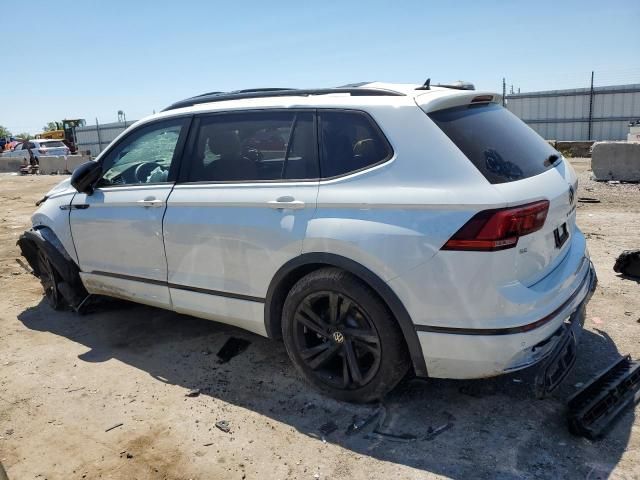 2023 Volkswagen Tiguan SE R-LINE Black