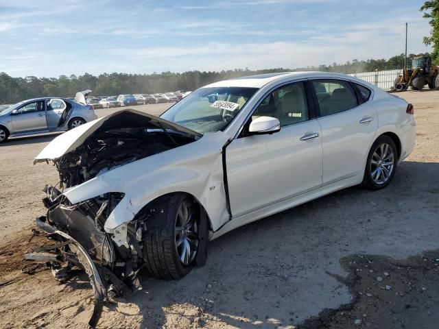 2016 Infiniti Q70 3.7