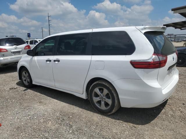 2018 Toyota Sienna L