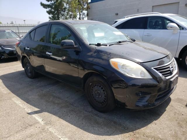 2013 Nissan Versa S