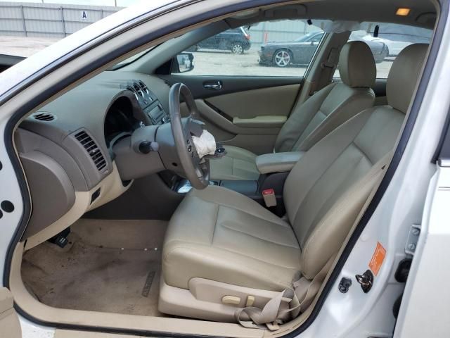 2010 Nissan Altima Base