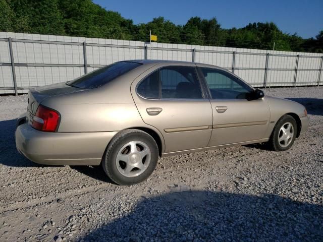 2001 Nissan Altima XE