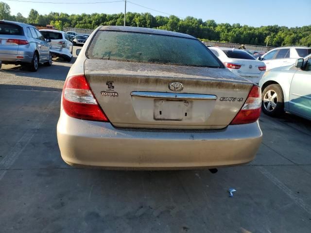 2004 Toyota Camry LE