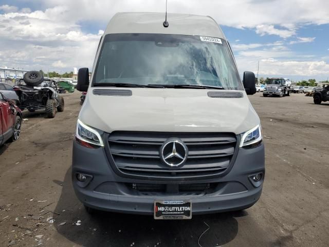 2024 Mercedes-Benz Sprinter 2500