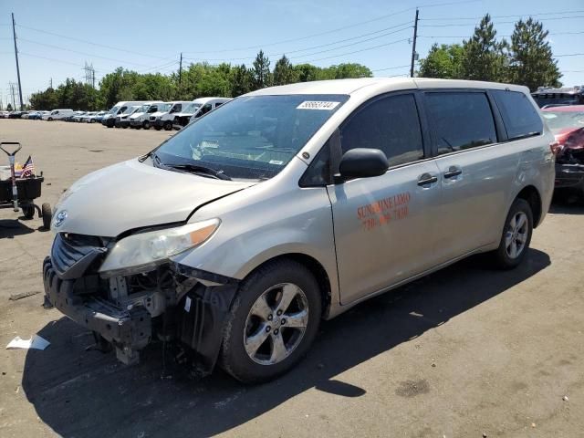 2016 Toyota Sienna