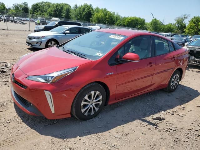 2020 Toyota Prius LE