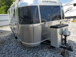 Salvage trucks for sale at Memphis, TN auction: 2019 Camp Camper