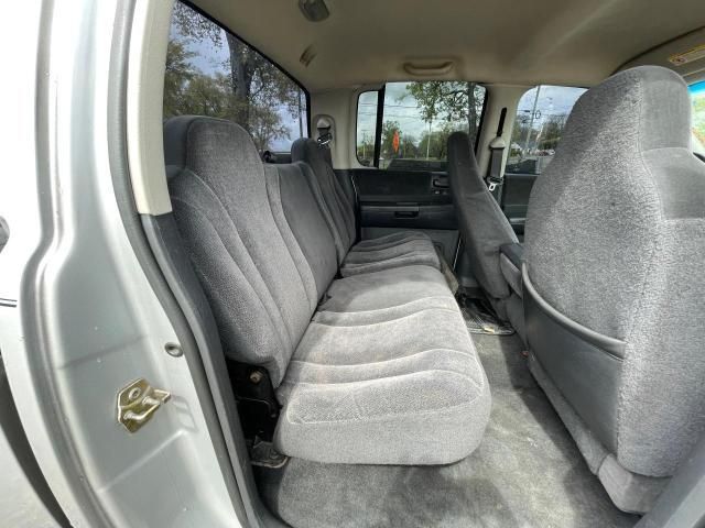 2004 Dodge Dakota Quad SLT