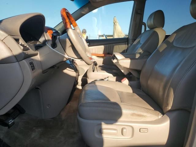 2008 Toyota Sienna XLE