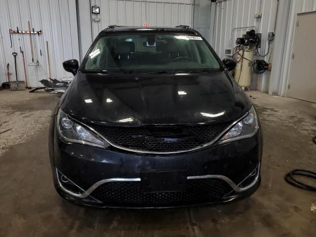 2017 Chrysler Pacifica Touring L Plus