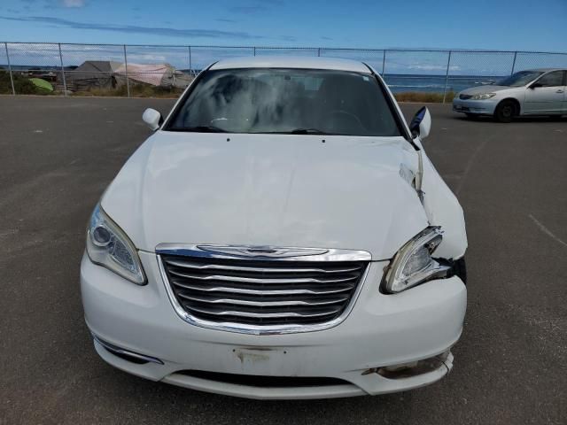 2013 Chrysler 200 Touring