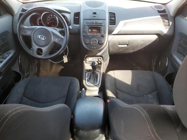 2012 KIA Soul +