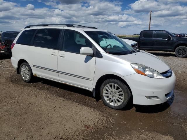 2007 Toyota Sienna XLE