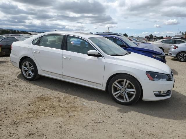 2012 Volkswagen Passat SEL