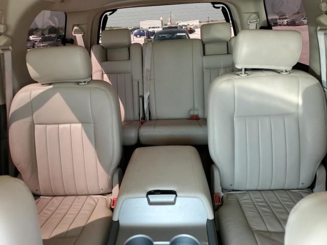 2004 Lincoln Navigator