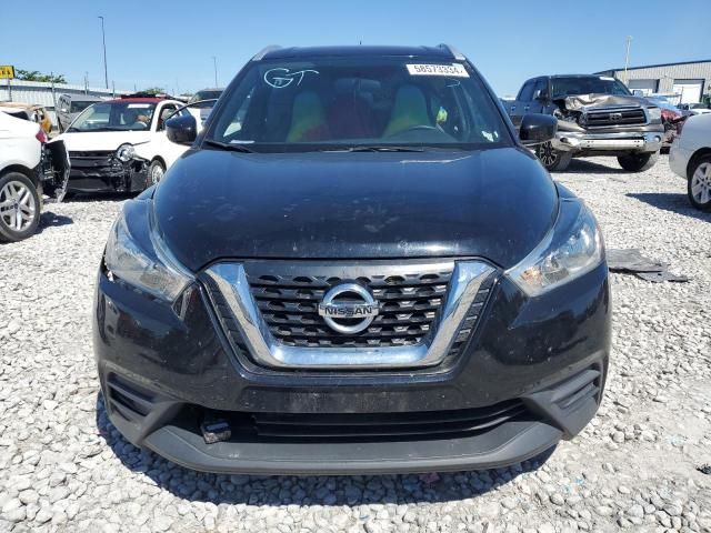 2019 Nissan Kicks S