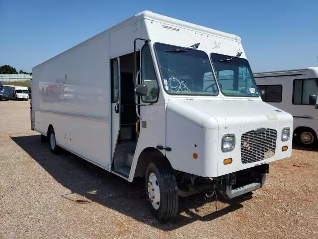 2012 Freightliner Chassis M Line WALK-IN Van