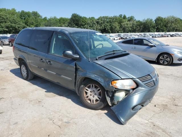 2005 Dodge Grand Caravan SE