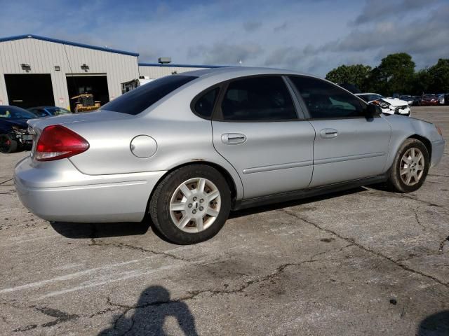 2006 Ford Taurus SE